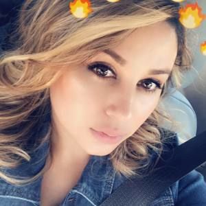 Meet your Posher, Alba